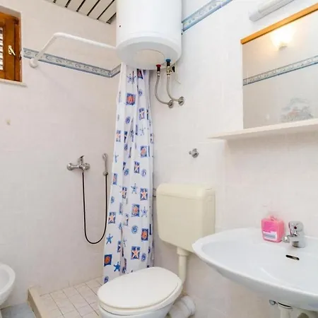 & Papa - Premium Double Or Twin With Balcony And Partial... *